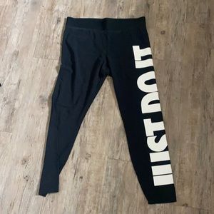 Nike leggings